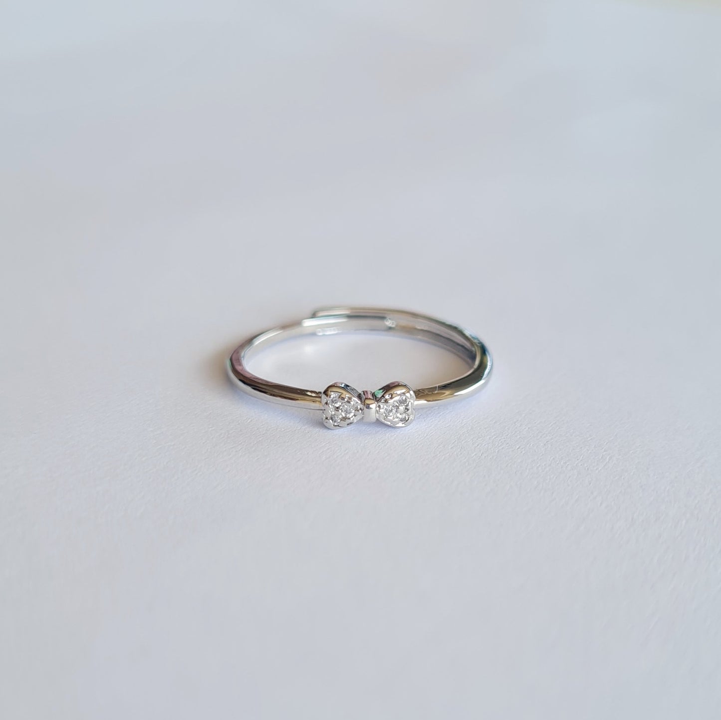 Dainty Bow Ring