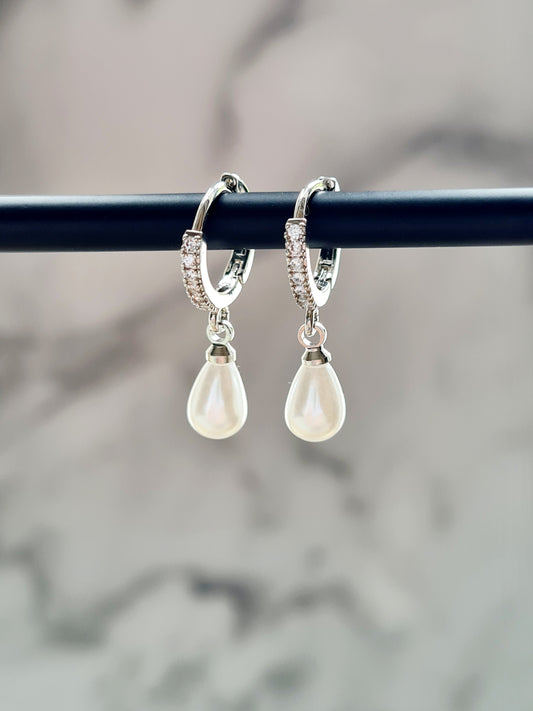 Silver Pearl Drop Earrings